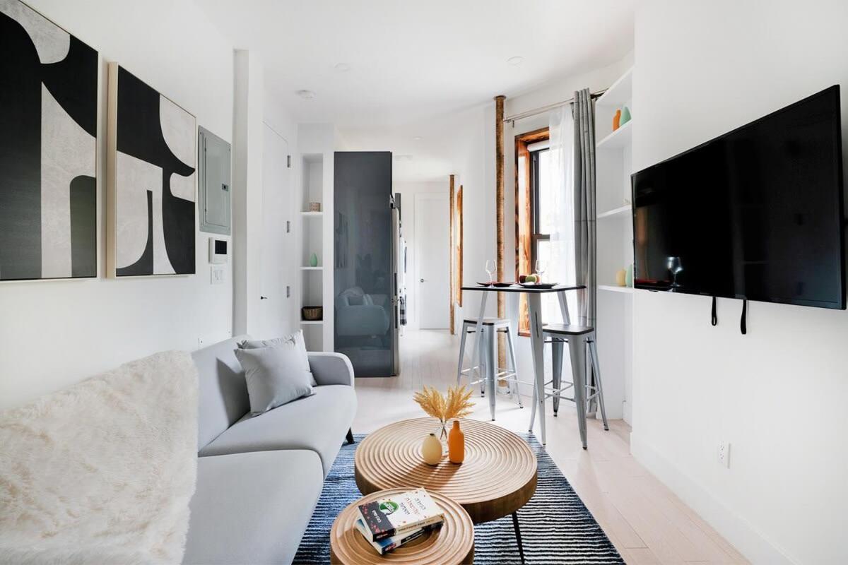 48-1fe Brand New 1br Prime Hell's Kitchen Wd In Unit Apartment