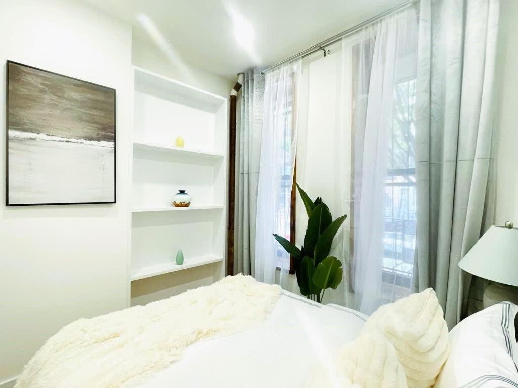 48-1fe Brand New 1br Prime Hell's Kitchen Wd In Unit Apartment New York