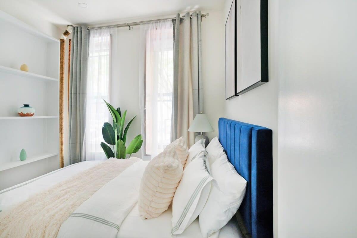 48-1fe Brand New 1br Prime Hell's Kitchen Wd In Unit Apartment